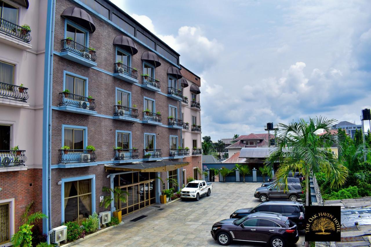 Oak Haven Hotel & Suites Порт Харкорт Екстериор снимка